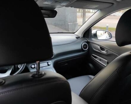 Белый Хендай Kona, объемом двигателя 0 л и пробегом 97 тыс. км за 17999 $, фото 22 на Automoto.ua