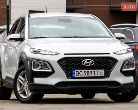 Белый Хендай Kona, объемом двигателя 2 л и пробегом 98 тыс. км за 15200 $, фото 1 на Automoto.ua