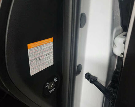 Белый Хендай Kona, объемом двигателя 0 л и пробегом 109 тыс. км за 17900 $, фото 37 на Automoto.ua