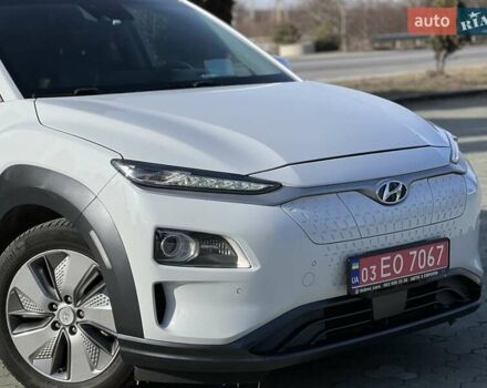 Белый Хендай Kona, объемом двигателя 0 л и пробегом 112 тыс. км за 16200 $, фото 37 на Automoto.ua