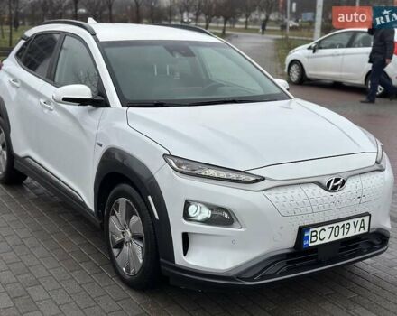 Белый Хендай Kona, объемом двигателя 0 л и пробегом 121 тыс. км за 16000 $, фото 19 на Automoto.ua