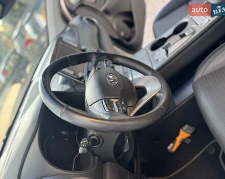 Білий Хендай Kona, об'ємом двигуна 0 л та пробігом 112 тис. км за 16499 $, фото 24 на Automoto.ua