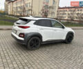 Белый Хендай Kona, объемом двигателя 0 л и пробегом 155 тыс. км за 16500 $, фото 4 на Automoto.ua