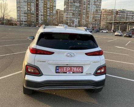 Білий Хендай Kona, об'ємом двигуна 0 л та пробігом 113 тис. км за 18300 $, фото 6 на Automoto.ua