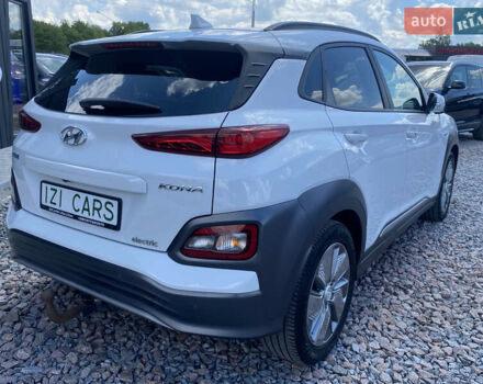 Белый Хендай Kona, объемом двигателя 0 л и пробегом 112 тыс. км за 17900 $, фото 9 на Automoto.ua