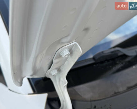 Білий Хендай Kona, об'ємом двигуна 0 л та пробігом 112 тис. км за 16499 $, фото 38 на Automoto.ua