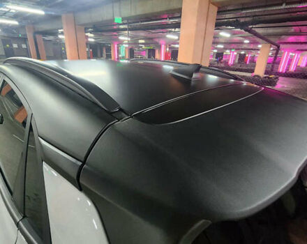 Белый Хендай Kona, объемом двигателя 0 л и пробегом 109 тыс. км за 17900 $, фото 8 на Automoto.ua