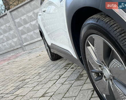 Білий Хендай Kona, об'ємом двигуна 0 л та пробігом 112 тис. км за 16499 $, фото 42 на Automoto.ua