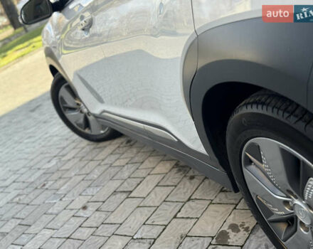 Білий Хендай Kona, об'ємом двигуна 0 л та пробігом 112 тис. км за 16499 $, фото 62 на Automoto.ua