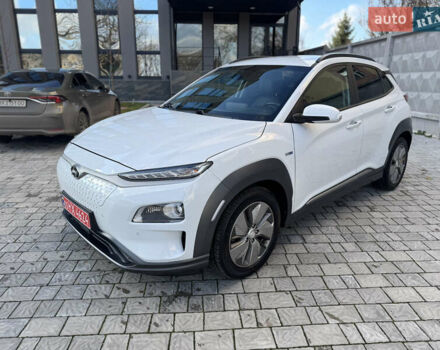 Білий Хендай Kona, об'ємом двигуна 0 л та пробігом 112 тис. км за 16499 $, фото 9 на Automoto.ua