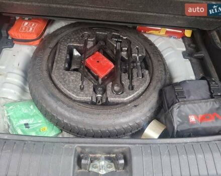 Белый Хендай Kona, объемом двигателя 2 л и пробегом 93 тыс. км за 16250 $, фото 5 на Automoto.ua