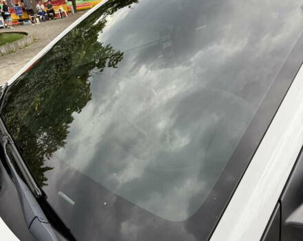 Хендай Kona 2019 в Днепре (Днепропетровске) на Automoto.ua Белый Хендай Kona, объемом двигателя 0 л и пробегом 128 тыс. км за 17500 $, фото 23 на Automoto.ua