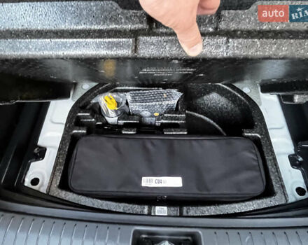 Білий Хендай Kona, об'ємом двигуна 0 л та пробігом 92 тис. км за 16550 $, фото 44 на Automoto.ua