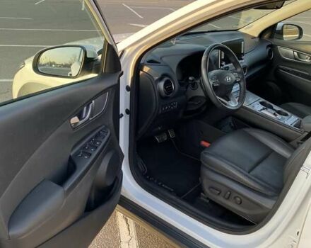 Білий Хендай Kona, об'ємом двигуна 0 л та пробігом 113 тис. км за 18300 $, фото 11 на Automoto.ua