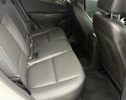 Білий Хендай Kona, об'ємом двигуна 0 л та пробігом 38 тис. км за 18200 $, фото 39 на Automoto.ua