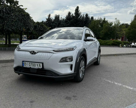 Хендай Kona 2019 в Днепре (Днепропетровске) на Automoto.ua Белый Хендай Kona, объемом двигателя 0 л и пробегом 128 тыс. км за 17500 $, фото 2 на Automoto.ua