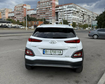 Хендай Kona 2019 в Днепре (Днепропетровске) на Automoto.ua Белый Хендай Kona, объемом двигателя 0 л и пробегом 128 тыс. км за 17500 $, фото 5 на Automoto.ua