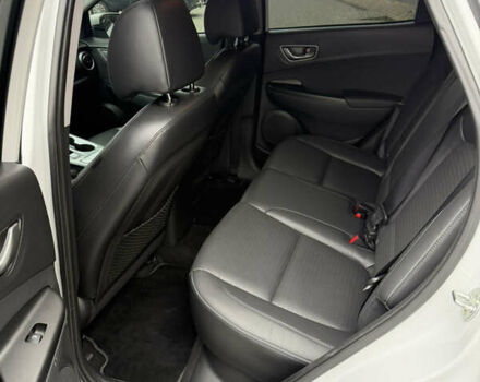 Білий Хендай Kona, об'ємом двигуна 0 л та пробігом 38 тис. км за 18200 $, фото 26 на Automoto.ua