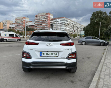 Хендай Kona 2019 в Днепре (Днепропетровске) на Automoto.ua Белый Хендай Kona, объемом двигателя 0 л и пробегом 128 тыс. км за 17500 $, фото 4 на Automoto.ua