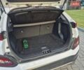 Белый Хендай Kona, объемом двигателя 0 л и пробегом 98 тыс. км за 17200 $, фото 4 на Automoto.ua