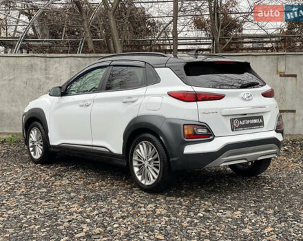 Белый Хендай Kona, объемом двигателя 1.59 л и пробегом 43 тыс. км за 20490 $, фото 5 на Automoto.ua