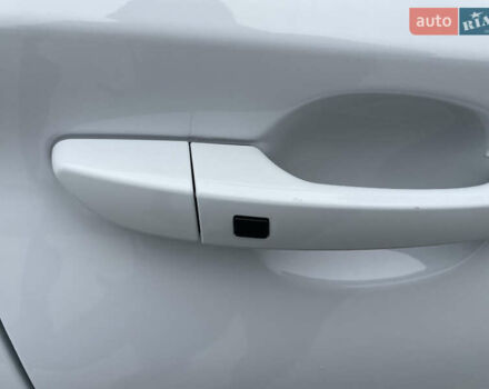 Білий Хендай Kona, об'ємом двигуна 0 л та пробігом 110 тис. км за 17300 $, фото 46 на Automoto.ua
