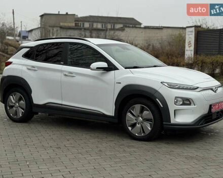 Білий Хендай Kona, об'ємом двигуна 0 л та пробігом 82 тис. км за 18500 $, фото 15 на Automoto.ua