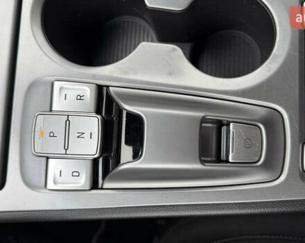 Белый Хендай Kona, объемом двигателя 0 л и пробегом 70 тыс. км за 16950 $, фото 39 на Automoto.ua