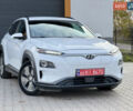 Белый Хендай Kona, объемом двигателя 0 л и пробегом 87 тыс. км за 17200 $, фото 2 на Automoto.ua