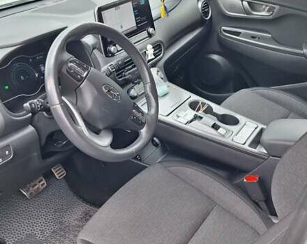 Белый Хендай Kona, объемом двигателя 0 л и пробегом 55 тыс. км за 16500 $, фото 23 на Automoto.ua