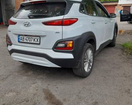Белый Хендай Kona, объемом двигателя 2 л и пробегом 18 тыс. км за 18000 $, фото 4 на Automoto.ua