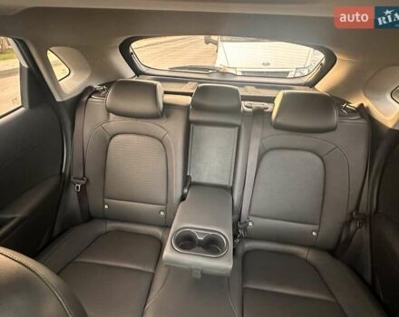 Белый Хендай Kona, объемом двигателя 0 л и пробегом 74 тыс. км за 19500 $, фото 30 на Automoto.ua