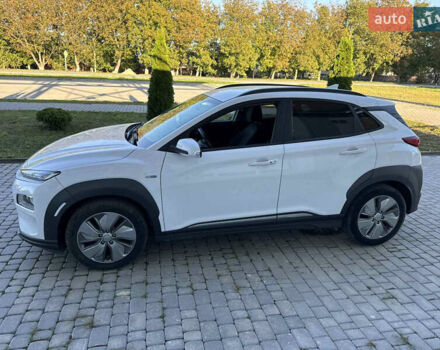 Білий Хендай Kona, об'ємом двигуна 0 л та пробігом 92 тис. км за 17200 $, фото 22 на Automoto.ua