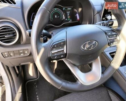 Білий Хендай Kona, об'ємом двигуна 0 л та пробігом 149 тис. км за 17000 $, фото 15 на Automoto.ua