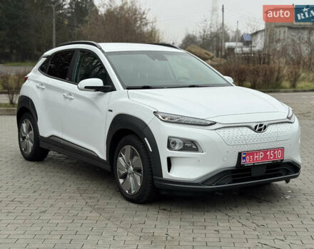 Білий Хендай Kona, об'ємом двигуна 0 л та пробігом 82 тис. км за 18500 $, фото 11 на Automoto.ua