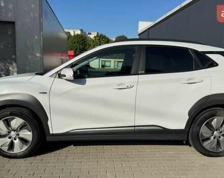 Белый Хендай Kona, объемом двигателя 0 л и пробегом 71 тыс. км за 18900 $, фото 21 на Automoto.ua