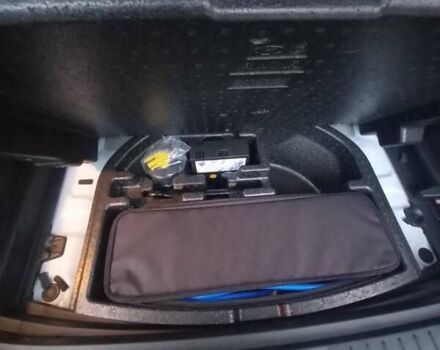 Білий Хендай Kona, об'ємом двигуна 0 л та пробігом 93 тис. км за 18950 $, фото 30 на Automoto.ua