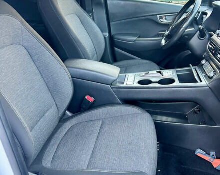 Белый Хендай Kona, объемом двигателя 0 л и пробегом 109 тыс. км за 16396 $, фото 26 на Automoto.ua