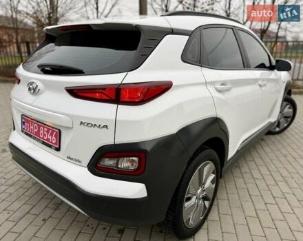Белый Хендай Kona, объемом двигателя 0 л и пробегом 115 тыс. км за 17250 $, фото 21 на Automoto.ua