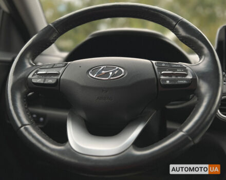 Белый Хендай Kona, объемом двигателя 64 л и пробегом 32 тыс. км за 22999 $, фото 21 на Automoto.ua