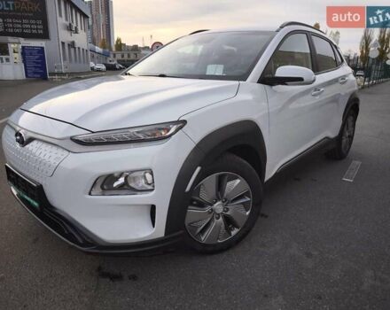 Белый Хендай Kona, объемом двигателя 0 л и пробегом 129 тыс. км за 17777 $, фото 21 на Automoto.ua