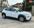 Белый Хендай Kona, объемом двигателя 0 л и пробегом 70 тыс. км за 17100 $, фото 2 на Automoto.ua