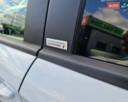 Белый Хендай Kona, объемом двигателя 0 л и пробегом 70 тыс. км за 16500 $, фото 18 на Automoto.ua