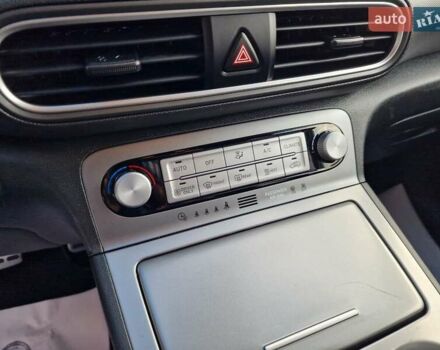 Белый Хендай Kona, объемом двигателя 0 л и пробегом 70 тыс. км за 16500 $, фото 32 на Automoto.ua