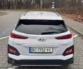Білий Хендай Kona, об'ємом двигуна 0 л та пробігом 93 тис. км за 18950 $, фото 72 на Automoto.ua