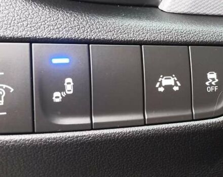 Білий Хендай Kona, об'ємом двигуна 2 л та пробігом 58 тис. км за 17900 $, фото 16 на Automoto.ua