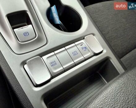 Белый Хендай Kona, объемом двигателя 0 л и пробегом 115 тыс. км за 17250 $, фото 59 на Automoto.ua