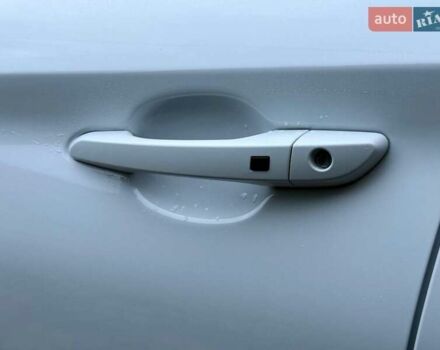 Белый Хендай Kona, объемом двигателя 0 л и пробегом 15 тыс. км за 16700 $, фото 8 на Automoto.ua