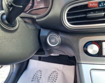 Белый Хендай Kona, объемом двигателя 0 л и пробегом 70 тыс. км за 16500 $, фото 30 на Automoto.ua