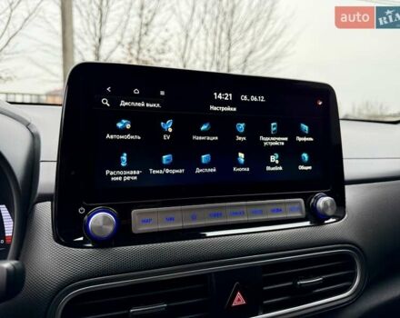 Белый Хендай Kona, объемом двигателя 0 л и пробегом 115 тыс. км за 17250 $, фото 67 на Automoto.ua